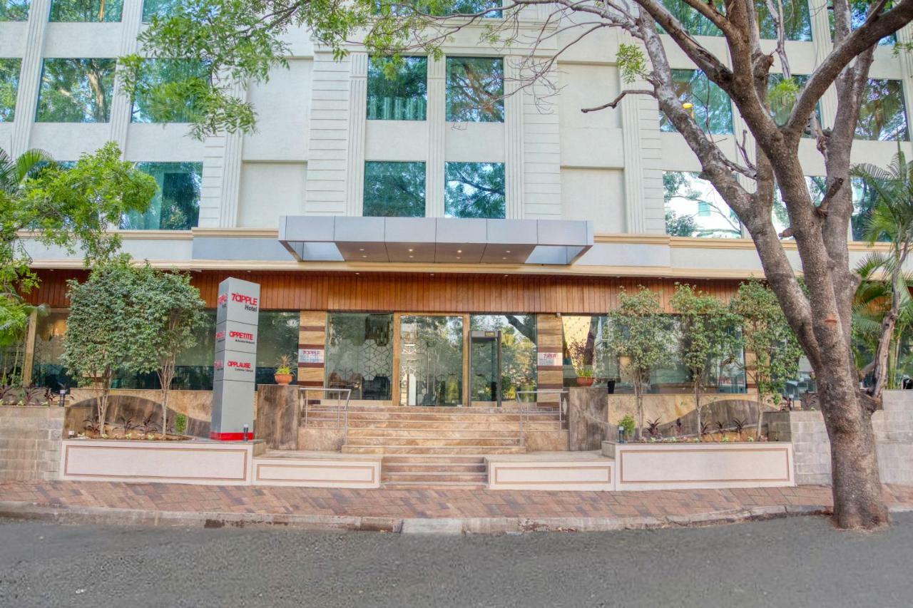 7 Apple Hotel - Viman Nagar Pune Bagian luar foto